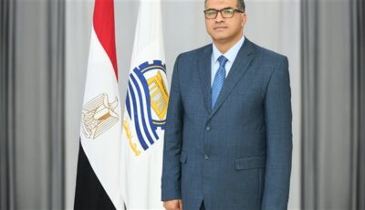 محافظ قنا يستقبل الأنبا بيمن والوفد المرافق له للتهنئة بعيد الأضحى المبارك
