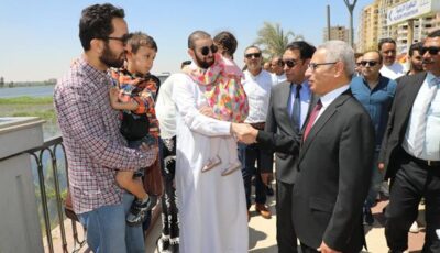 محافظ بني سويف يُشارك المواطنين فرحتهم بعيد الأضحى المبارك علي كورنيش النيل