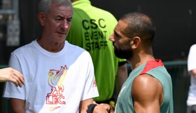 إيان راش يوجه رسالة إلى محمد صلاح بعد رحيله عن ليفربول