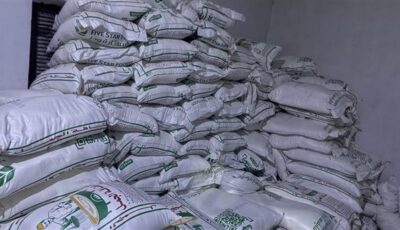 تموين قنا يضبط مصنع حلويات غير مرخص بداخله 8 أطنان دقيق وسكر مجهول المصدر