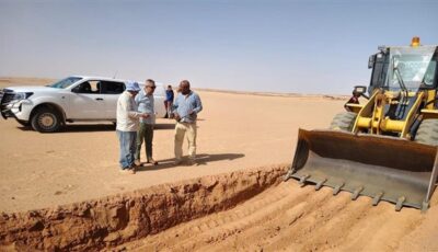 بحوث الصحراء يواصل جهود حصر وتصنيف الأراضي الصحراوية على محور الداخلة – شرق العوينات