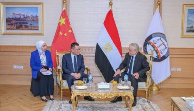 النائب العام يستقبل النائب العام لمدينة جوانزو الصينية لبحث تعزيز التعاون القضائي