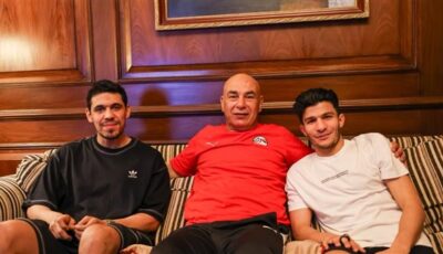 حسام حسن يستقبل محمد حمدي وإسلام عيسى في معسكر المنتخب