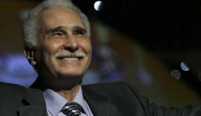 والداي كانا يعشقان عبدالرحمن أبو زهرة.. وكنا روحًا واحدة وأعتبره أستاذي