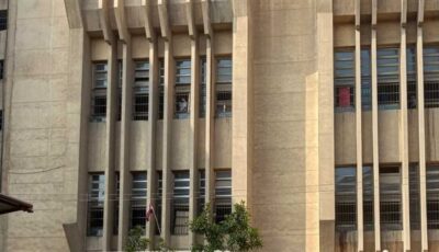 وصول المتهمين في واقعة طفل باسوس إلى مقر محكمة شبرا الخيمة