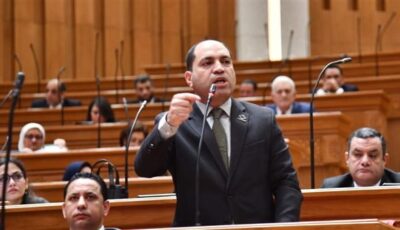 المواطن النهاردة بيكون قاعد بينتقد وهو آمن عكس دول تانية ماتقدرش تتكلم