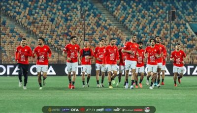 مشاركة محمد صلاح أساسيًا أو بديلًا قرار فني