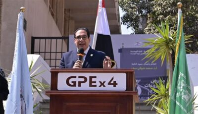 افتتاح النسخة الرابعة من معرض مشروعات التخرج بالبرامج التخصصية بهندسة القاهرة