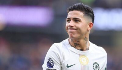 تشيلسي يحدد سعرًا فلكيًا لرحيل إنزو فرنانديز إلى ريال مدريد