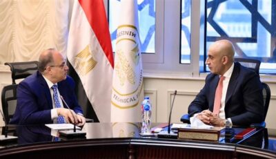 التعليم و«هيئة الدواء» تبحثان إطلاق مدارس تكنولوجيا تطبيقية لتأهيل كوادر صناعة الدواء