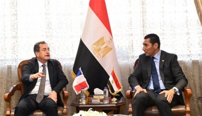 وزير الشباب والرياضة وسفير فرنسا يبحثان آفاق جديدة للشراكة في تمكين الشباب وتطوير المنظومة الرياضية