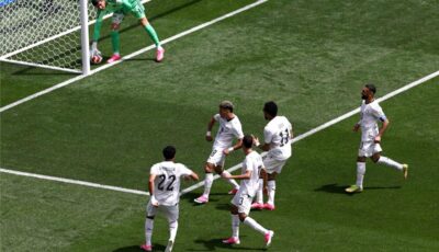 فيديو | إمام عاشور يمزق شباك كورتوا ويسجل هدف مصر الأول أمام بلجيكا بكأس العالم