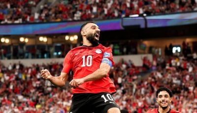 الدوري الإنجليزي يحتفل بهدف صلاح في نيوزيلندا: “بالكربون يا صلاح”