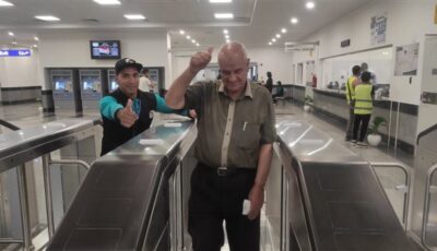 توافد الركاب على محطة الاستاد بالمونوريل في أول أيام تشغيلها