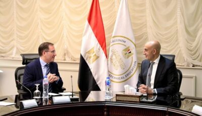 الذكاء الاصطناعي وتطوير المدارس.. وزير التعليم يبحث مع سفير بريطانيا خطة جديدة لتحديث التعليم في مصر