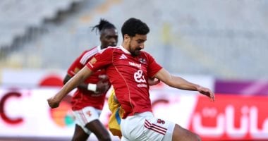 نجوم الأهلي على رادار الدوري السعودي في الصيف.. بن رمضان وتريزيجيه الأبرز