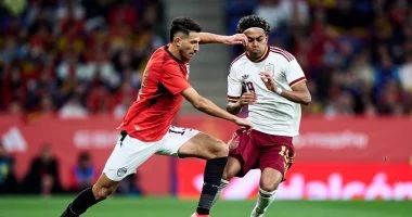 غياب أحمد فتوح عن مباراة أستراليا وبرنامج طبي خاص له في معسكر المنتخب