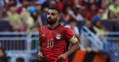 محمد صلاح يستأنف الجري حول الملعب للتحضير لمواجهة أستراليا القادمة