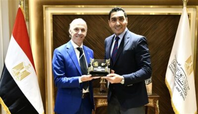 وزير الشباب والرياضة يستقبل رئيس الاتحاد الدولي للكيك بوكسينج