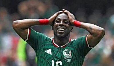 كينيونيس يعزز التقدم لمنتخب المكسيك.. والتشيك تعاني في الشوط الثاني
