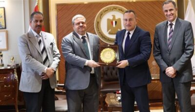 وزير التعليم العالي يبحث مع رئيس الهيئة المصرية لضمان الجودة والاعتماد إتقان تطوير منظومة الجودة