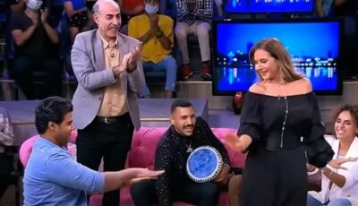 على طريقتها الخاصة.. نيللي كريم تحتفل بصعود منتخب مصر للدور الـ32|فيديو