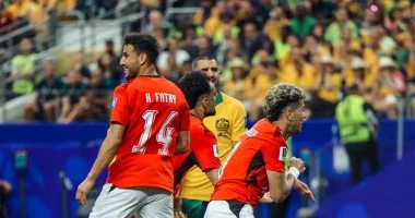 منتخب مصر يتفوق على أستراليا بهدف دون رد في شوط المباراة الأول