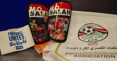 مصحف عبد المنعم وعائلة صلاح وإمام أبرز مشاهد لاعبي المنتخب في غرفة الملابس