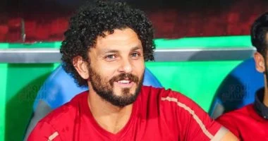 الأهلي يحقق فوزا عريضا على المقاولون ويتوج بلقب الدوري للمرة السابعة على التوالي