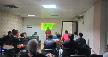 سلسلة محاضرات في القاهرة توضح تعديلات قانون كرة القدم لموسم 2027 2026