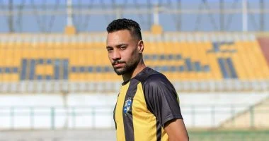 الأهلي يستعرض عروضه لظهير المقاولون الأيسر وعموتة يعلن قراره النهائي