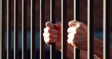 حبس 6 متهمين 4 أيام لاتهامهم بترويج الآيس والبودر فى أكتوبر