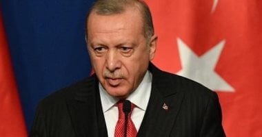 أردوغان يفاجئ قادة الناتو بهدية غير معتادة.. مسدسات بأسماء الزعماء