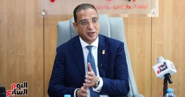 محافظ الجيزة يهنئ الشعب المصرى بتأهل المنتخب لدور الـ16 بكأس العالم