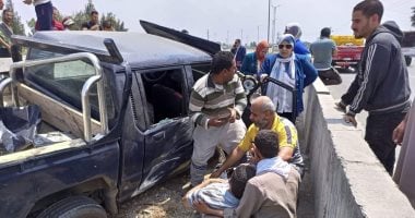 إصابة 5 أشخاص فى حادث تصادم بالطريق الصحراوى فى البحيرة
