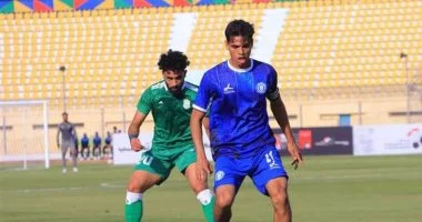 أبو قير للأسمدة يضم أحمد خالد من سموحة في صفقة حتى نهاية الموسم
