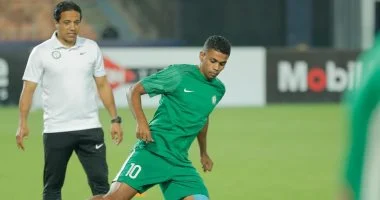 مصر يعزز صفوفه بتجديد عقد كريم بامبو استعداد للموسم الجديد