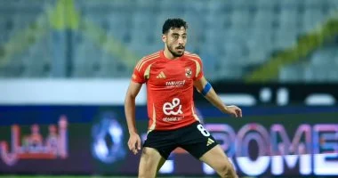 عبد الحفيظ يطلب من أكرم توفيق قطع علاقته بالشمال القطري للعودة للأهلي