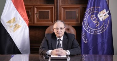 رئيس هيئة الدواء يبحث مع ممثلى نقابات الصيادلة آليات دعم استقرار سوق الدواء