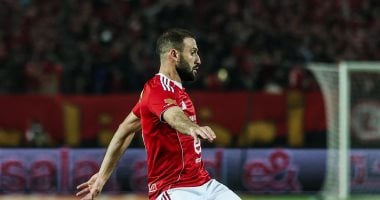 عمر كمال يقترب من البقاء فى الأهلى بعد نيل ثقة عموتة