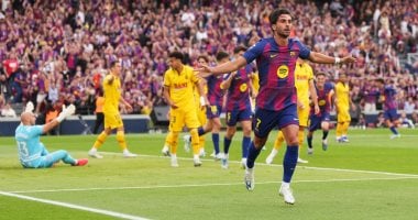 فيران توريس يؤجل مفاوضاته مع برشلونة بعد اهتمام باريس