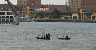 انتشال غريق من داخل نهر النيل فى التبين