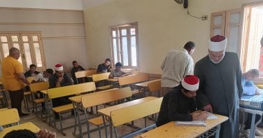 اليوم طلاب الدور الثانى الأزهرى يؤدون امتحانات الإنجليزي والتربية الفنية
