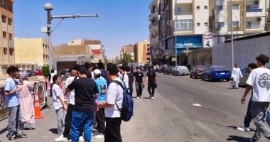 طلاب الثانوية العامة يؤدون اليوم امتحان الفيزياء والتاريخ