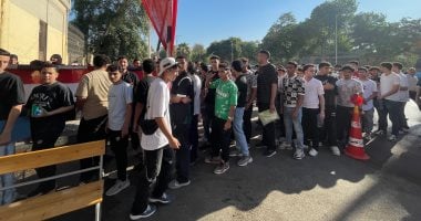 بدء إجراءات التفتيش قبل دخول لجان الثانوية استعدادا لامتحان الرياضيات البحتة