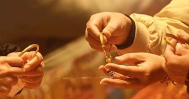 انخفاض أسعار الذهب في مصر.. هل يمثل فرصة للشراء أم إشارة للبيع؟