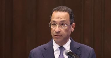 وزير الاتصالات: شريحة الطفل تحقق التوازن بين استفادة الأطفال من الإنترنت وحمايتهم