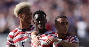 بالوجون يعوض هدفه الملغي ويقود أمريكا للتقدم على البوسنة 1-0 بالشوط الأول.. صور