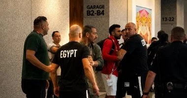إبراهيم حسن يتصرف بحكمة ويجذب الأنظار لحماية مشجع مصري في فندق بأمريكا