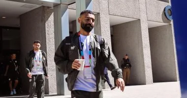 منتخب مصر يصل استاد دالاس تحضيرًا لمواجهة أستراليا في المباراة المقبلة